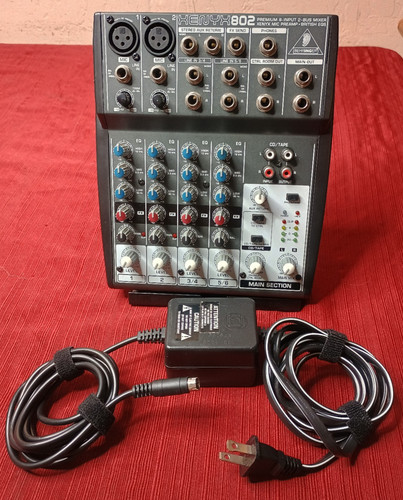 Behringer xenyx q802usb - behringer,